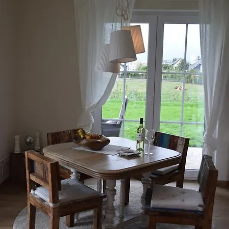 Reetdachhaeuser Boergerende-Rethwisch