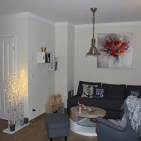 Reetdachhaeuser Börgerende-Rethwisch